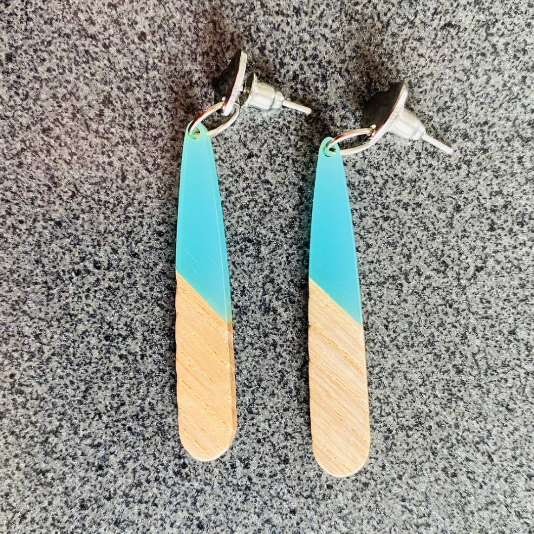 Aqua resin & wood Teardrops